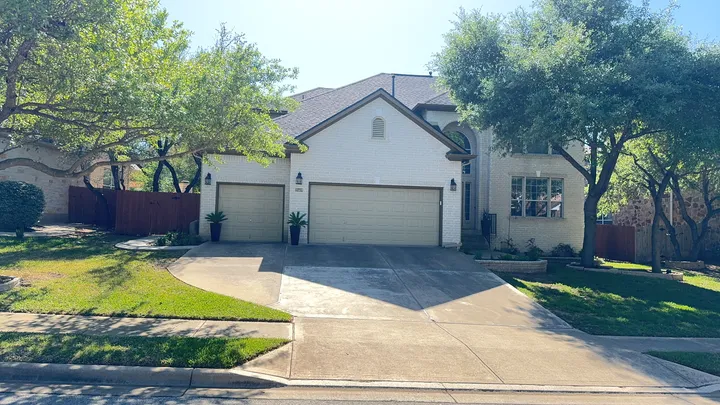 IKO Dynasty Roof Installation Austin, TX 78732 completed by Texas Professional Roofing